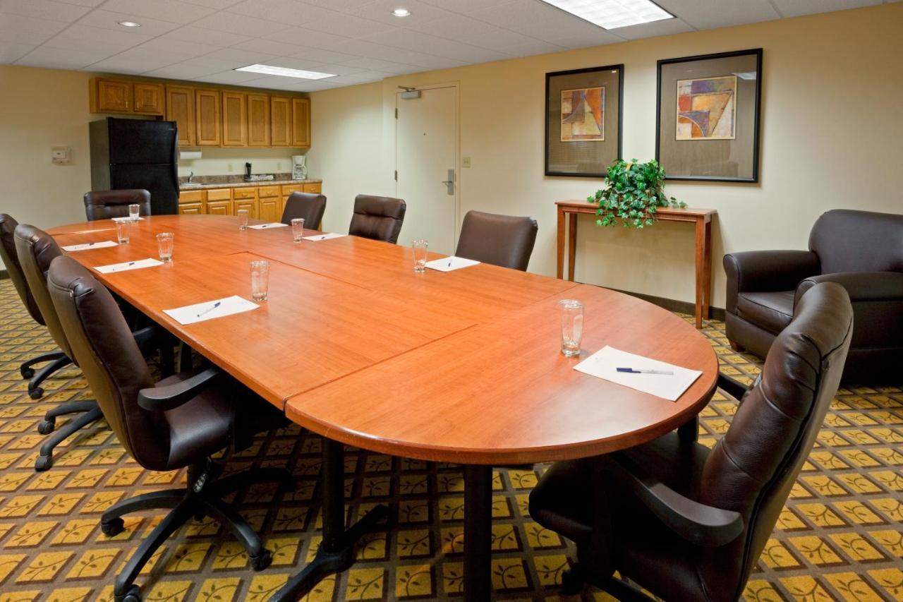 Candlewood Williamsport By Ihg Екстер'єр фото