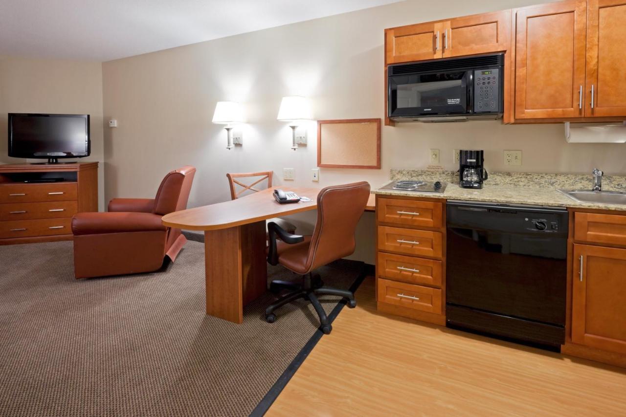 Candlewood Williamsport By Ihg Екстер'єр фото